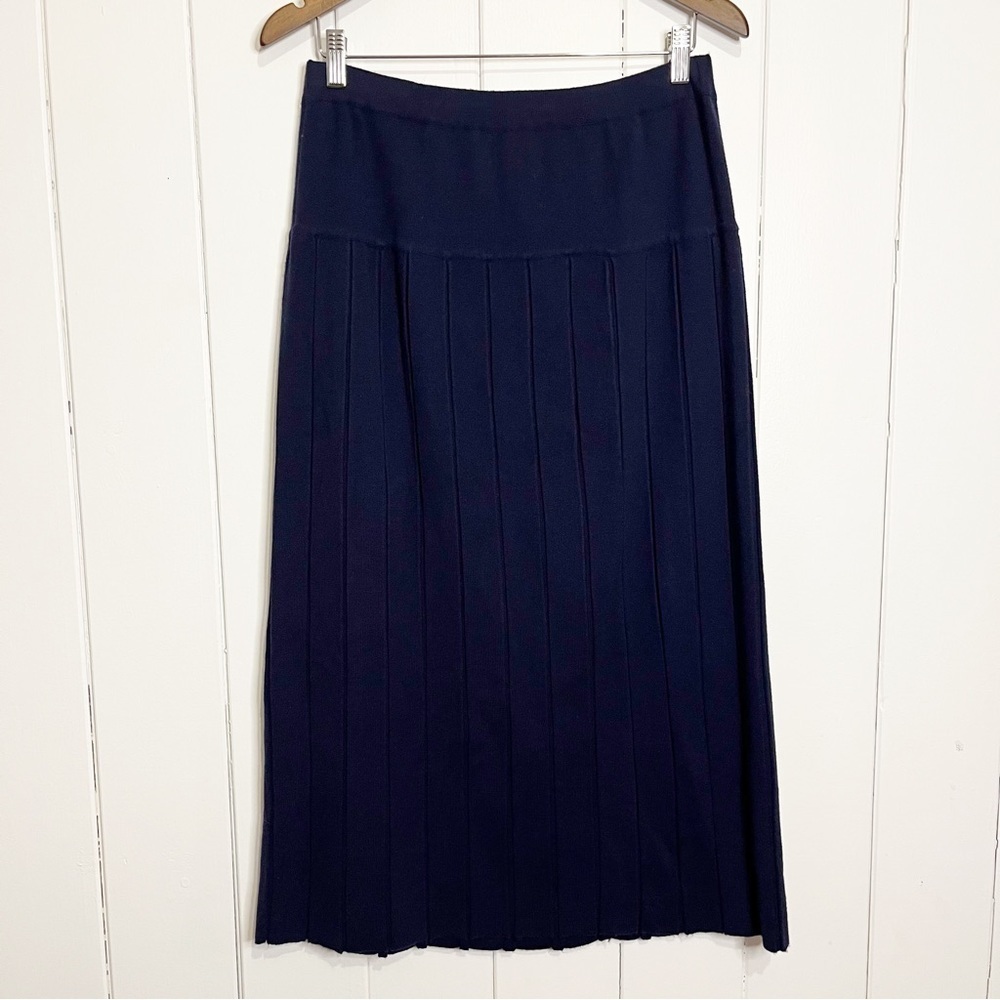 Emilio Rossi Navy Blue Pleated Maxi Skirt. Size Large.